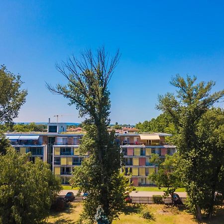 Mf Villa Azur Wellness Apartment Siófok Exterior foto