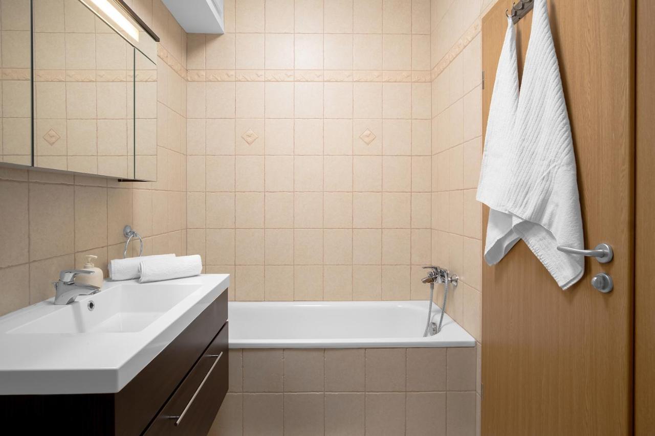Mf Villa Azur Wellness Apartment Siófok Exterior foto